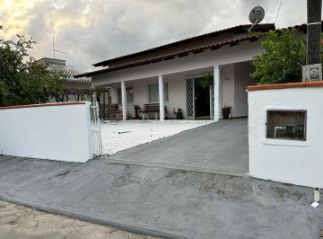 Casa · 290m² · 3 Quartos · 2 Vagas · Casa à venda - em Itajubá