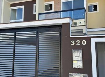 Sobrado à venda no Itacolomi, Balneário Piçarras - SC · Lindo sobrado 400 mts mar