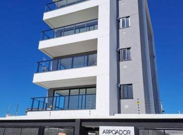 Apartamento para alugar no Arpoador, Itacolomi, Balneário Piçarras - SC · Apartamento mobiliado para locação anual