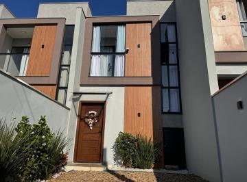 Casa · 83m² · 2 Quartos · 1 Vaga · Sobrado Mobiliado com 2 suítes em Balneário Piçarras