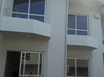 Casa · 2 Quartos · 1 Vaga · Casa à venda - em Itacolomi