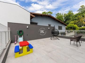 Apartamento · 139m² · 3 Quartos · 2 Vagas · Lindo apartamento garden no Menino Deus