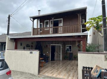 Casa à venda na Nossa Senhora da Paz, Balneário Piçarras - SC · Casa com 3 quartos no bairro Nossa Senhora da Paz em Piçarras