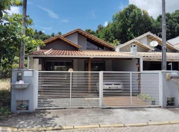 Casa · 71m² · 2 Quartos · 2 Vagas · Casa à venda 1suíte+1quarto – apenas 400m da praia!