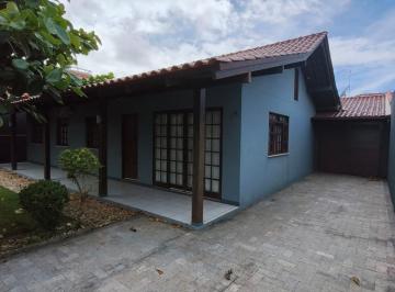 Casa à venda no Centro, Penha - SC · Casa com piscina a 180 metros do mar em Penha