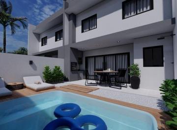 Casa · 3 Quartos · 2 Vagas · Sobrado com Piscina em Itajuba