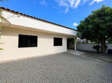 Casa · 150m² · 4 Quartos · 3 Vagas · Casa com 4 dormitórios para alugar, 130 m² por R$ 3.500,00/mês - Centro - Penha/