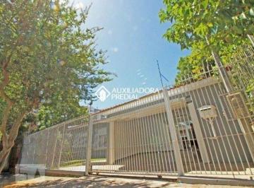 Casa · 170m² · 3 Quartos · 3 Vagas · Casa Térrea Semimobiliada, 169 m², 3 Quartos (1 Suíte), Pátio e 3 Vagas - Cristo Redentor