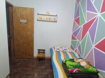 Apartamento de 2 quartos, Porto Alegre · Apartamento na avenida
