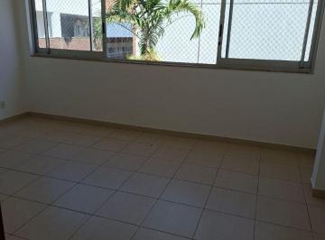 Apartamento de 1 quarto, Brasília · Excelente apto/studio, com armários, novo, de canto, banheiro e garagem 33 metros