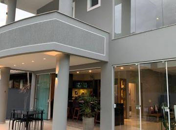Casa de 3 quartos, Balneário Camboriú · Aluguel Anual Condominio Haras Rio do Ouro
