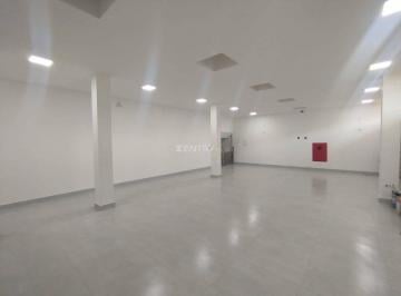 Comercial · 190m² · 3 Vagas · Salão para locação 190 metros/ Piso superior/ 3 vagas / Vila Arens