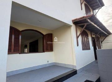 Casa · 3 Quartos · 5 Vagas · Casa Duplex à Venda em Itapebussu – 3 Quartos, 5 Vagas e Excelente Localização em Guarapari