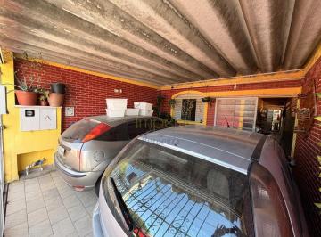 Casa · 125m² · 2 Quartos · 2 Vagas · Casa com 2 dormitórios para venda 55 m² - Parque Novo Horizonte na zona leste de São José dos Campos