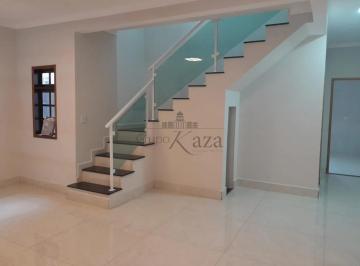 Casa · 145m² · 3 Quartos · 2 Vagas · Oportunidade - Casa - Altos da Vila Paiva - 3 Dormitórios - 120m².