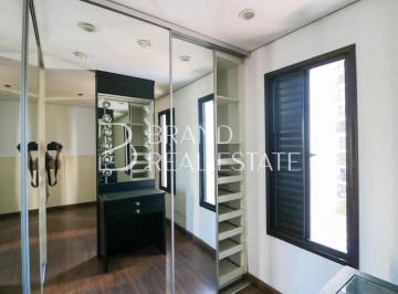 Apartamento · 75m² · 2 Quartos · 2 Vagas · Apartamento á venda no Central Brooklin, 75m², 2 quartos sendo 1 suíte, 2 vagas e depósito.