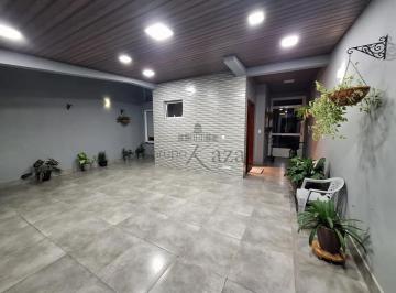 Casa de 4 quartos, São José dos Campos · Oportunidade -Casa Sobrado Setville Altos de São José 4 Dormitórios 232m² Estuda permuta.