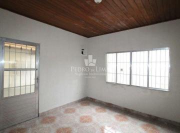 Casa · 90m² · 2 Quartos · 3 Vagas · Casa térrea, 2 dormitórios, 3 vagas de garagem e 135 m² na Penha