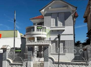 Comercial · 429m² · 3 Quartos · Comercial à venda - no Centro