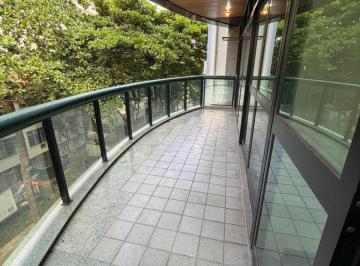 Apartamento · 151m² · 3 Quartos · 2 Vagas · 
                                Leblon | 151m² na Segunda Quadra da Praia | Varandão, 3 Quartos e 2