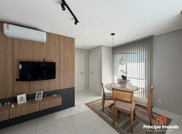 Apartamento · 55m² · 2 Quartos · 1 Vaga · Apartamento com 2 quartos no Bucarein em Joinville