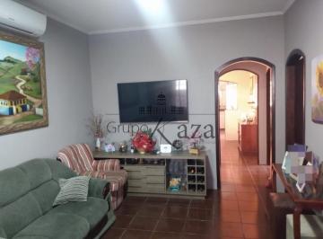 Casa · 250m² · 3 Quartos · 2 Vagas · Casa - Parque Novo Horizonte - 3 Dormitórios - 250m².