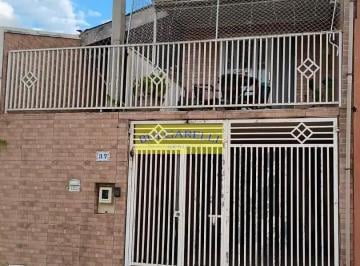 whatsapp-image-2026-06-12-at-10-30-341781271406457.jpeg · Casa Venda Assobradada Contendo 3 Dormitorios 1 Suite, 2 Salas , Terraço , 1 Vaga Coberta, Vila Viot