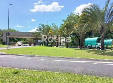 Casa · 268m² · 3 Quartos · 3 Vagas · Casa Condomínio Fechado à venda, 3 quartos, Jardim Genova - Uberlândia/MG - Rotina Imobiliária