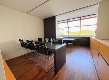 Comercial · 38m² · Sala comercial no bairro Petrópolis.