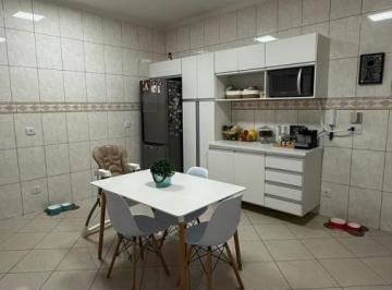 202605151726217610.jpeg · Casa para Venda em Mogi das Cruzes, Vila Oliveira, 4 dormitórios, 2 suítes, 4 banheiros, 4 vagas