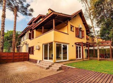 Casa · 161m² · 2 Vagas · CASA EM CONDOMÍNIO PERTO DO LAJE DE PEDRA CANELA