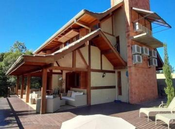 Casa · 263m² · 2 Vagas · CASA 4 DORMITÓRIOS