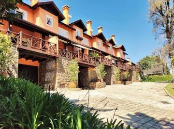 Casa · 173m² · 2 Vagas · CASA À VENDA EM CONDOMÍNIO GRAMADO 3 QUARTOS