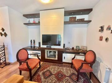 Apartamento · 106m² · 2 Vagas · APARTAMENTO PERTO DA RUA COBERTA EM GRAMADO RS