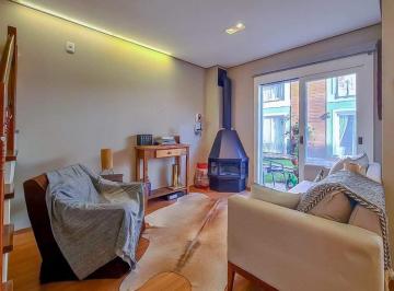 Casa · 150m² · 2 Vagas · CASA EM CONDOMÍNIO NO CENTRO DE GRAMADO