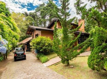 Casa · 285m² · 2 Vagas · CASA TERRENO AMPLO NA VILA SUZANA EM CANELA
