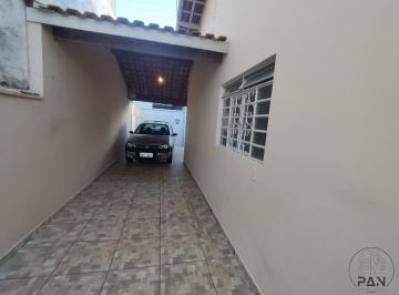 Casa de 2 quartos, Botucatu · Casa para venda em Vila Paulista de 99.99m² com 2 Quartos e 2 Garagens