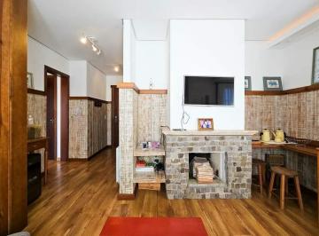 Apartamento · 71m² · 1 Vaga · APARTAMENTO À VENDA COM INFRA NO CENTRO DE GRAMADO