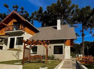 Casa · 125m² · 1 Vaga · CASA 3 DORMITORIOS