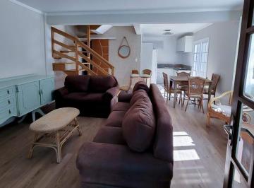 Casa · 95m² · 1 Vaga · CASA GEMINADA