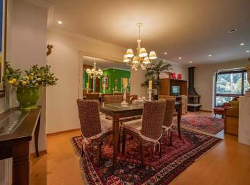 Apartamento · 74m² · 1 Vaga · APARTAMENTO FINAMENTE MOBILIADO PERTO DO CENTRO