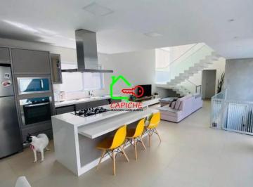 Casa · 250m² · 3 Quartos · 4 Vagas · Casa de Condomínio para venda em Bosque de 250.00m² com 3 Quartos, 3 Suites e 4 Garagens