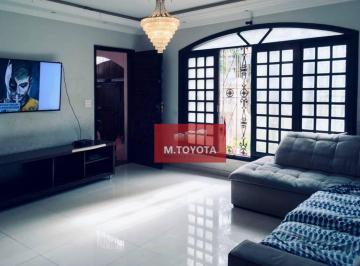 Casa · 150m² · 3 Quartos · 3 Vagas · Sobrado para venda em Jardim Santa Mena de 150.00m² com 3 Quartos, 1 Suite e 3 Garagens