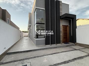 Casa · 220m² · 3 Quartos · 2 Vagas · Casa Moderna com 3 Suítes e Cozinha com Ilha à Venda no Jardim Atlântico Central