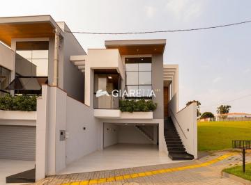 Casa · 166m² · 2 Quartos · 2 Vagas · Sobrado para venda em ótima localização no CENTRO, TOLEDO - PR