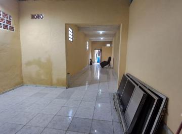 feieesq2otg3nme4zjlinzy5_md · Loja para locação no Samambaia, em Praia Grande SP.