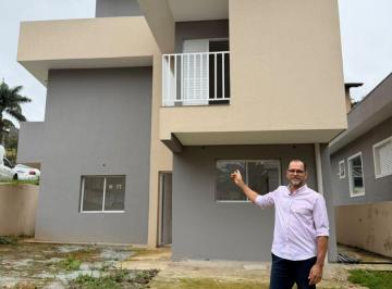 Casa de 2 quartos, Cotia · Casa de 130 m² com 2 quartos à venda em Jardim Rio das Pedras