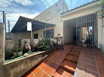 Casa com edícula próximo ao Aeroporto · Casa com edícula próximo ao Aeroporto