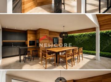 Casa · 380m² · 5 Quartos · 4 Vagas · Casa em Rua dos Gerânios - Bougainville Residencial I - Peruíbe/SP