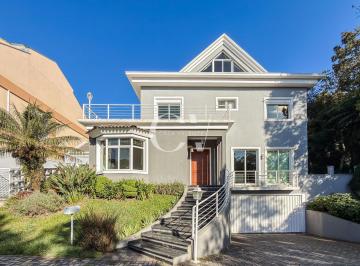 1 · Casa em condomínio mobiliada à venda no Orleans | 392 m², 4 quartos, 3 suítes e 4 vagas